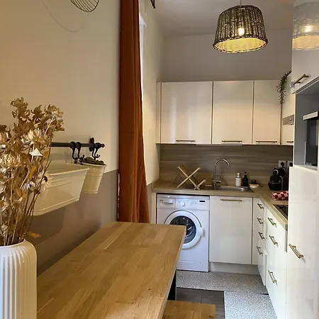Le Creuset Lyonnais, Bnbconciergerie * Lyon
